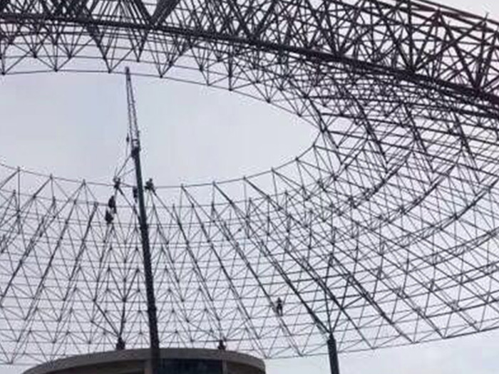 巴音郭楞篮球馆球形网架厂家价格